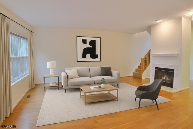 property at 1310 Grandview Ct
