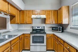 3009 Hilltop Dr in Euless, TX - Building Photo - Building Photo