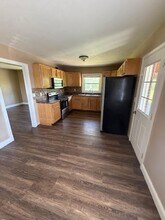 3313 BURNSTIEN Rd in Auburn, IL - Building Photo - Building Photo