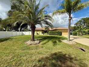 17452 Cox Ave in Port Charlotte, FL - Building Photo - Building Photo