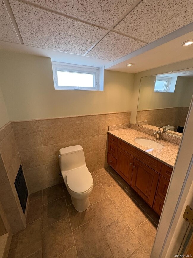 3363 Lawrence Ave in Oceanside, NY - Building Photo - Building Photo