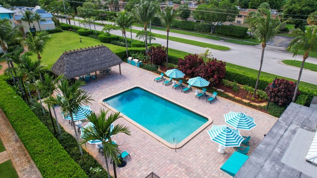 1210 NW 13th St in Boca Raton, FL - Building Photo - Building Photo