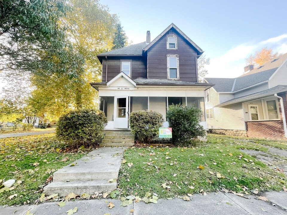 601 N Alameda Ave in Muncie, IN - Foto de edificio