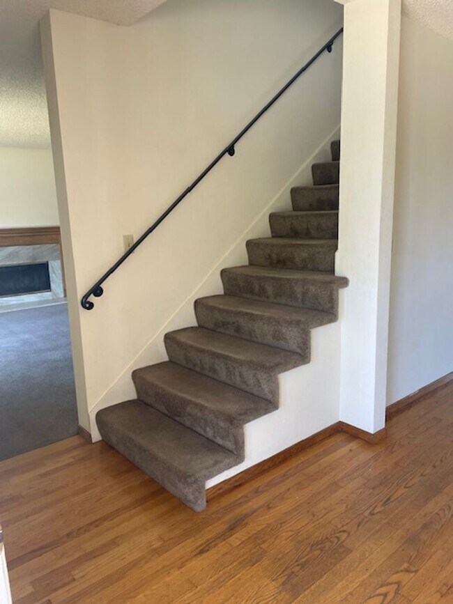 128 McMillan Dr in Santa Cruz, CA - Building Photo - Building Photo