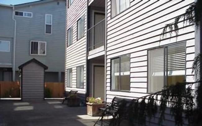 property at 734 N 94th St