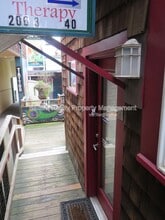 469 N 36th St in Seattle, WA - Building Photo - Building Photo