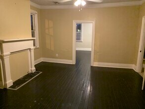 421 E Anderson St, Unit B in Savannah, GA - Building Photo - Building Photo