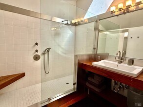 4 Sandy Beach Rd in Vallejo, CA - Building Photo - Building Photo