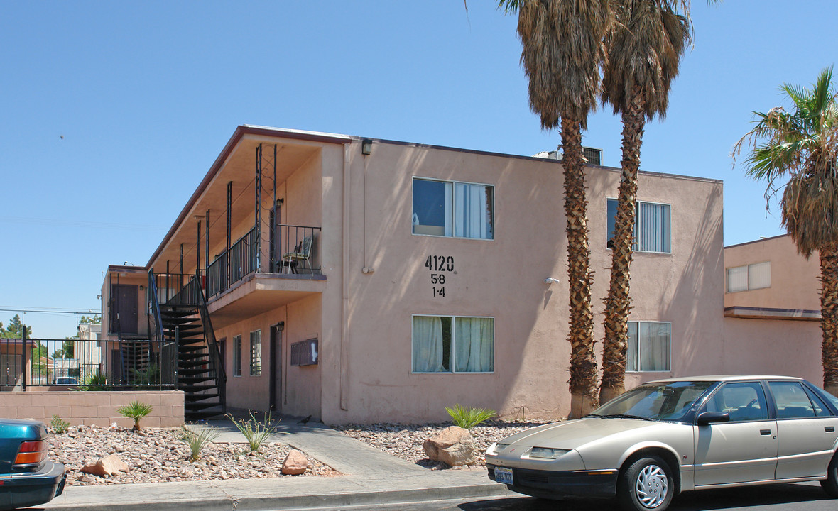 4120 Silver Dollar Ave in Las Vegas, NV - Building Photo