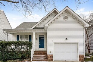 2453 Sapphire Valley Dr in Raleigh, NC - Building Photo