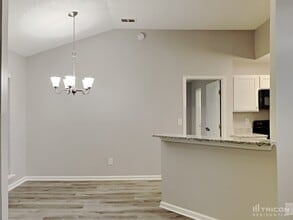 11261 Salt Pond Dr E in Jacksonville, FL - Building Photo - Building Photo