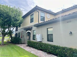 9118 Prima Way in Naples, FL - Building Photo - Building Photo