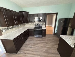 4834 Adams St in Lincoln, NE - Building Photo - Building Photo