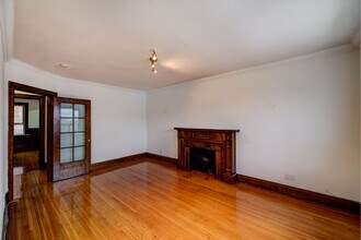 Cartac Community in Toronto, ON - Building Photo - Building Photo