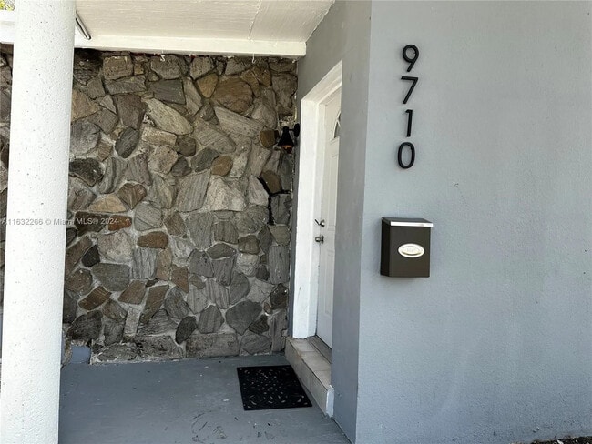 9710 SW 161st St, Unit 9710