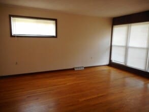 716 Chesapeake Dr in Havre De Grace, MD - Building Photo - Building Photo