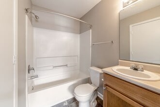 Crown Ridge in Shelby, NC - Building Photo - Building Photo