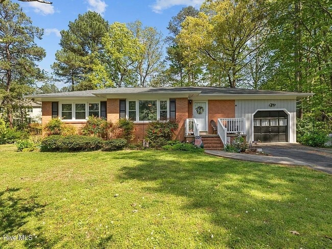 property at 2002 Longwood Ave