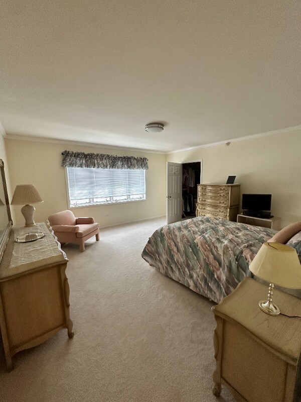 650 S River Rd in Des Plaines, IL - Foto de edificio - Building Photo