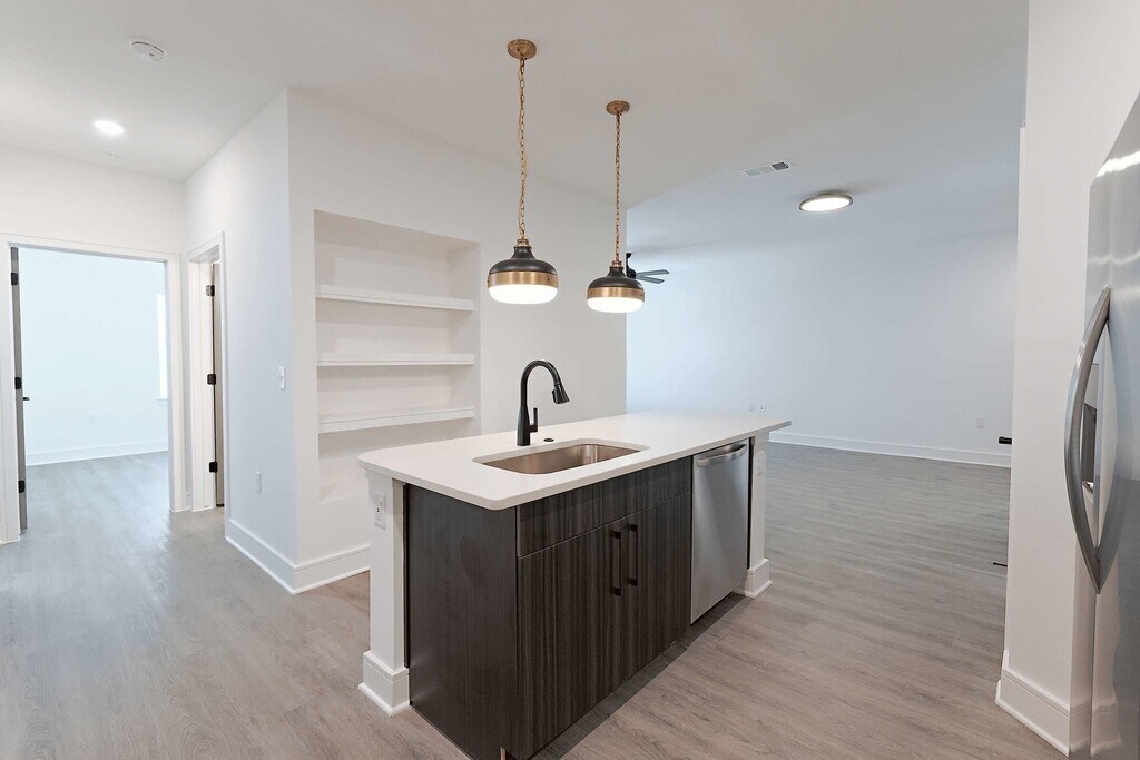 The Wren Mercer Crossing Apartments in Farmers Branch, TX