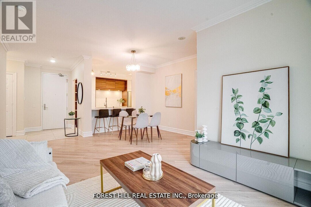 78-2478 Harrison Garden Blvd in Toronto, ON - Building Photo