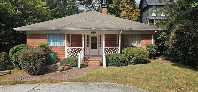 1032 Standard Dr NE in Atlanta, GA - Building Photo - Building Photo