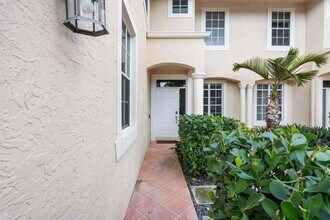 350 SW 8th St in Boca Raton, FL - Building Photo - Building Photo