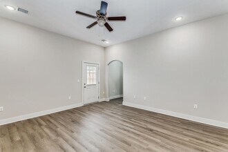 3507 W 45th St S in Wichita, KS - Building Photo - Building Photo