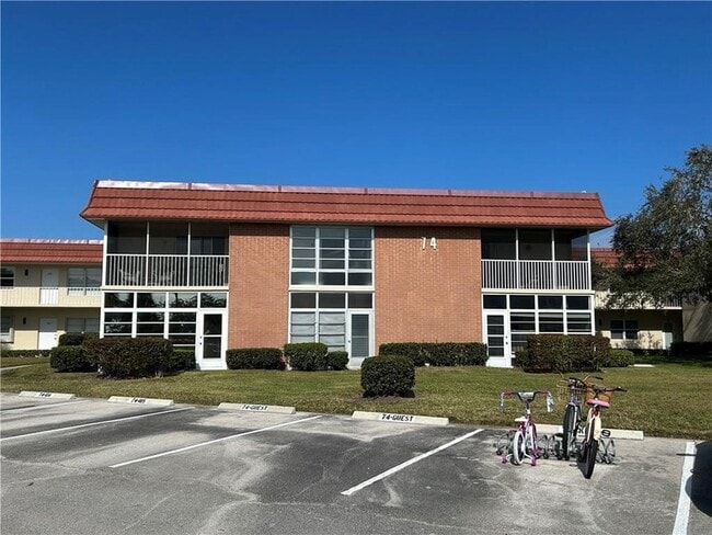 property at 74 Royal Oak Ct
