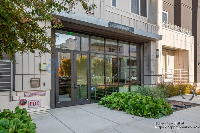 45258 Tom Blalock St in Fremont, CA - Building Photo - Building Photo