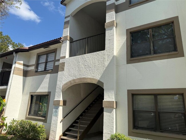 property at 650 S Park Rd