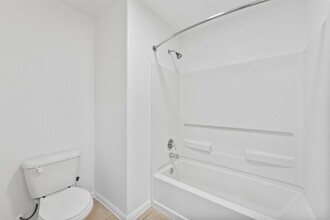 7010 Dahlia Rd in Baytown, TX - Building Photo - Building Photo