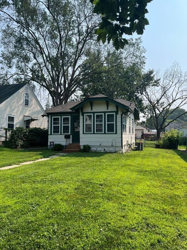 5409 31st Ave S in Minneapolis, MN - Building Photo - Building Photo