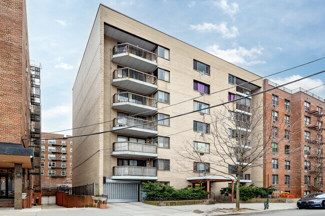 134-46 Maple Ave