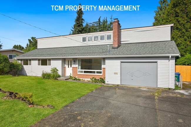 1053 Lynnwood Ave NE