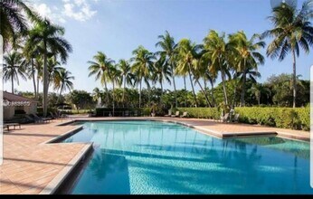 721 Lyons Rd in Coconut Creek, FL - Building Photo - Building Photo