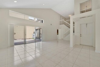 1840 Sweetbay Way in Hollywood, FL - Building Photo - Building Photo