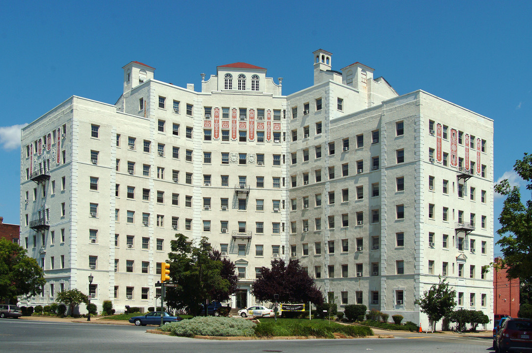 Liberty Circle Apartments in Richmond, VA - Foto de edificio