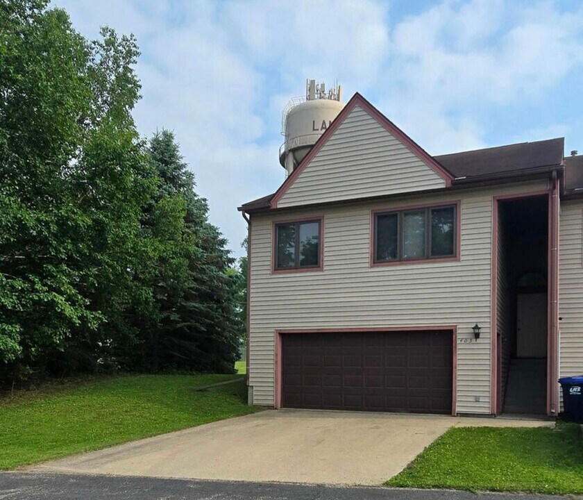 405 Hillcrest St E in Lanesboro, MN - Building Photo