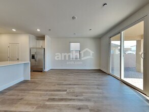 6471 Aspen Mountain Ave in Las Vegas, NV - Building Photo - Building Photo