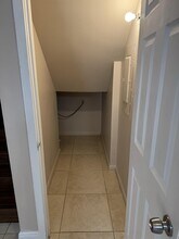 915 9th Way in West Palm Beach, FL - Foto de edificio - Building Photo