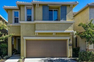 2093 Camino Real Way in Roseville, CA - Building Photo