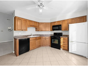 442 Kilkenny Ct in Carol Stream, IL - Building Photo - Building Photo