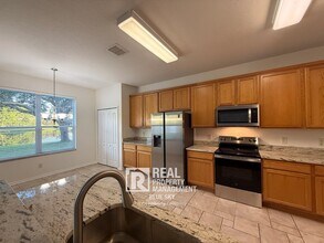 9505 Wellstone Dr in Land O Lakes, FL - Building Photo - Building Photo