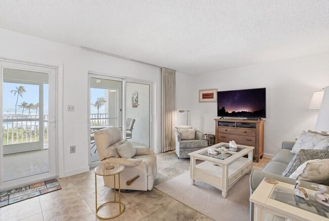 25710 Hickory Blvd in Bonita Springs, FL - Building Photo - Building Photo