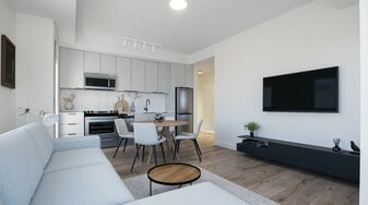 1188B Cummings Av in Ottawa, ON - Building Photo