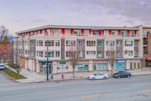 Charm - Condos in Vancouver, BC - Building Photo