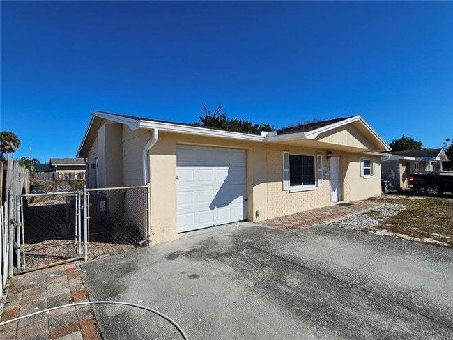 3029 Kilburn Rd in Holiday, FL - Building Photo - Building Photo