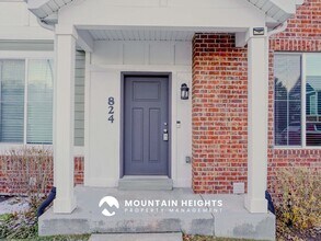 824 Newfield Dr in Sandy, UT - Building Photo - Building Photo