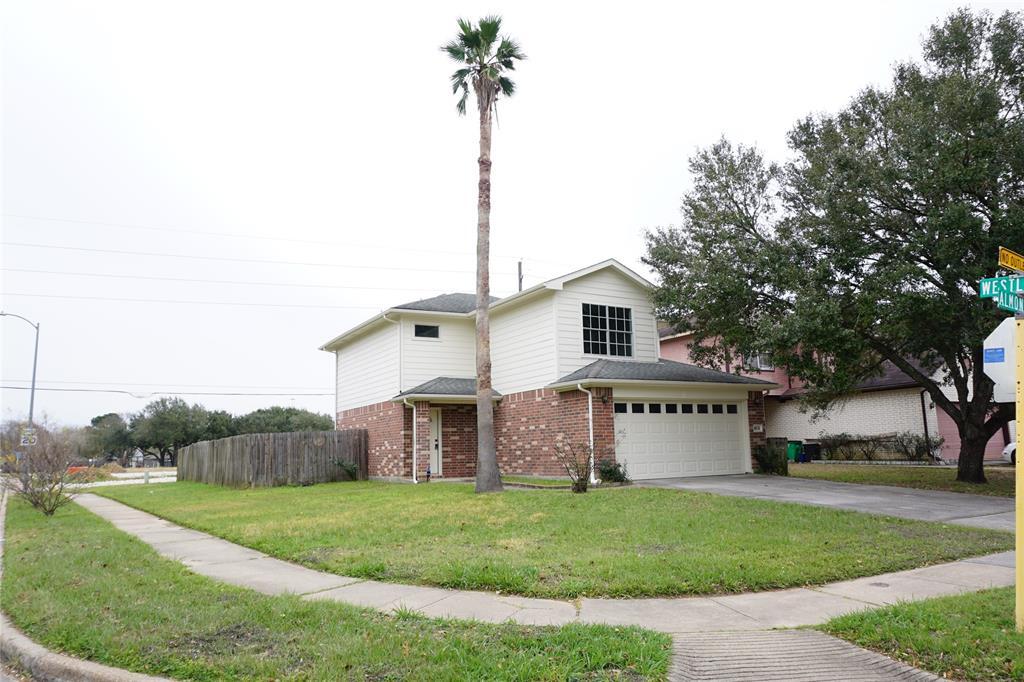 18126 Almonte Ln in Tomball, TX - Building Photo